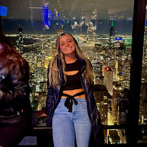 Meet your Posher, Makayla